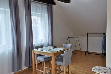 Garbsen Ortsteil Stelingen -gepflegte 2 Zi. DG-Whg. zur Miete