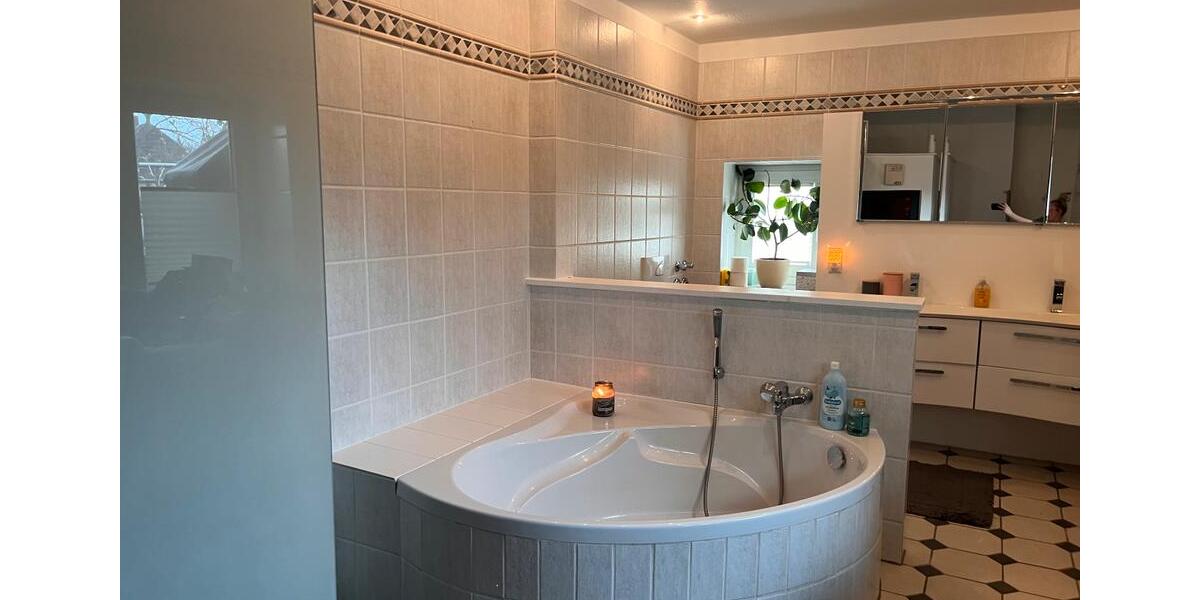 Terrassenwohnung Wunstorf - 4.5 Zimmer, 173 m&sup2;, 320.000&euro; | Angebot:26249018