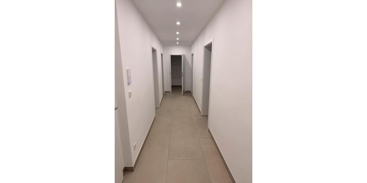 Dachgeschoßwohnung Hannover Nord - 3 Zimmer, 78 m&sup2;, 1.350&euro; | Angebot:27604087