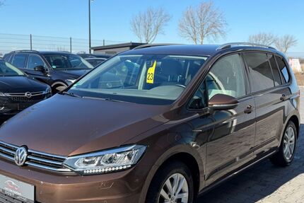 VW Touran 104.240 km 14.450 &euro; Barsinghausen ( bei Hannover ) 30890