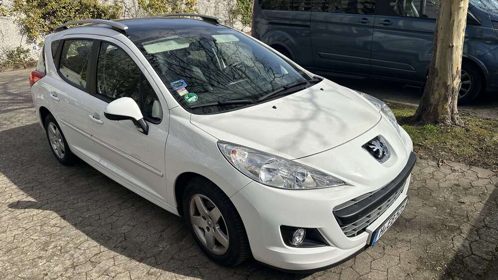 Peugeot 207 87.000 km 3.200 &euro; Ronnenberg 30952