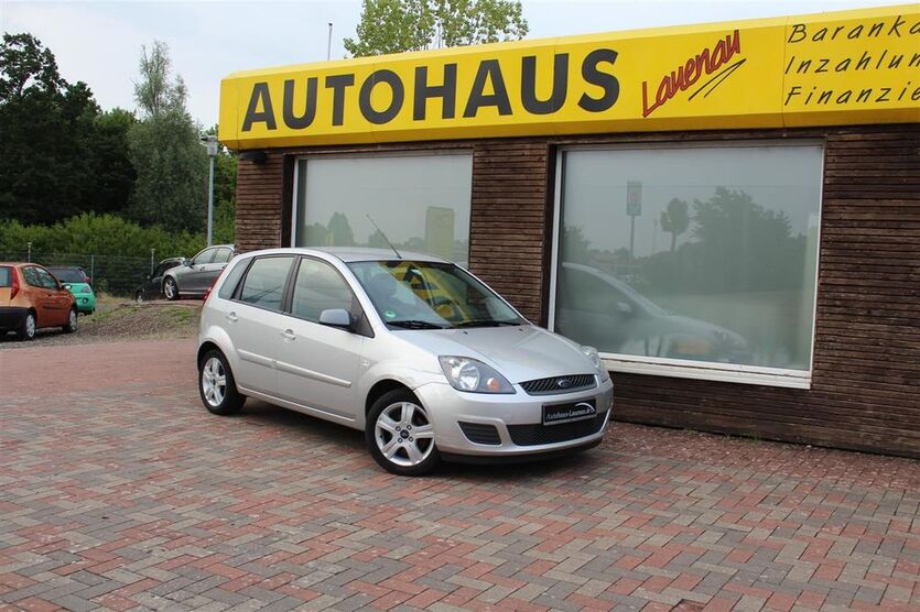 Ford Fiesta 51.282 km 3.480 € Lauenau 31867