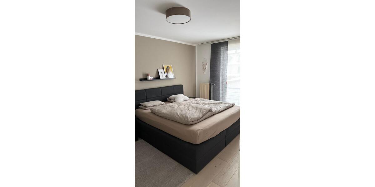 Reihenhaus Hannover Herrenhausen-Stöcken - 6 Zimmer, 150 m&sup2;, 1.500&euro; | Angebot:24789877