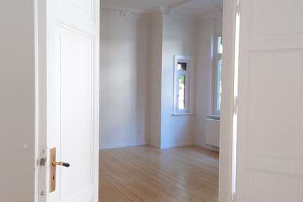Wohnung Hannover Calenberger Neustadt - 3 Zimmer, 100 m&sup2;, 1.560&euro; | Angebot:27150947
