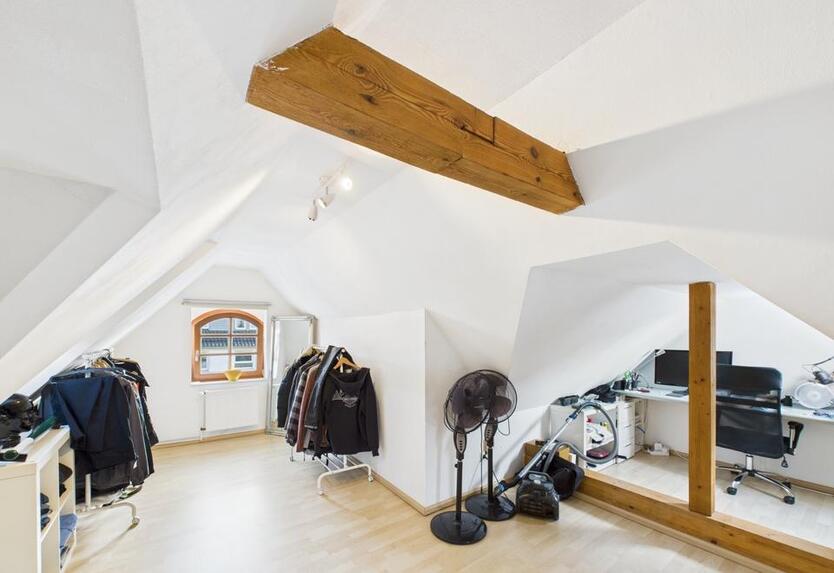112m² auf zwei Ebenen - Maisonette mit Balkon und Vollbad