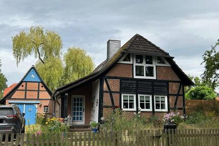 Süßes Fachwerkhaus in Wettmar zu vermieten zimmer