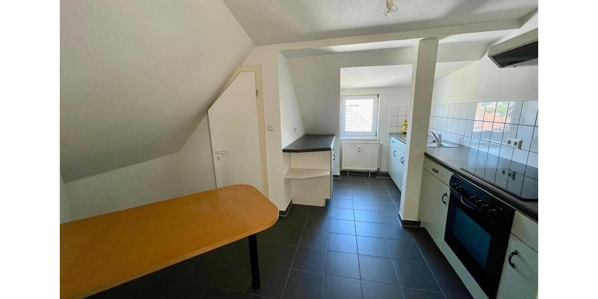 Dachgeschoßwohnung Hildesheim - 2 Zimmer, 70 m&sup2;, 550&euro; | Angebot:26491370