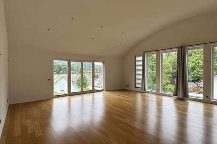 Wohnung zum Mieten in Baden-Baden 1.450 € 146 m²