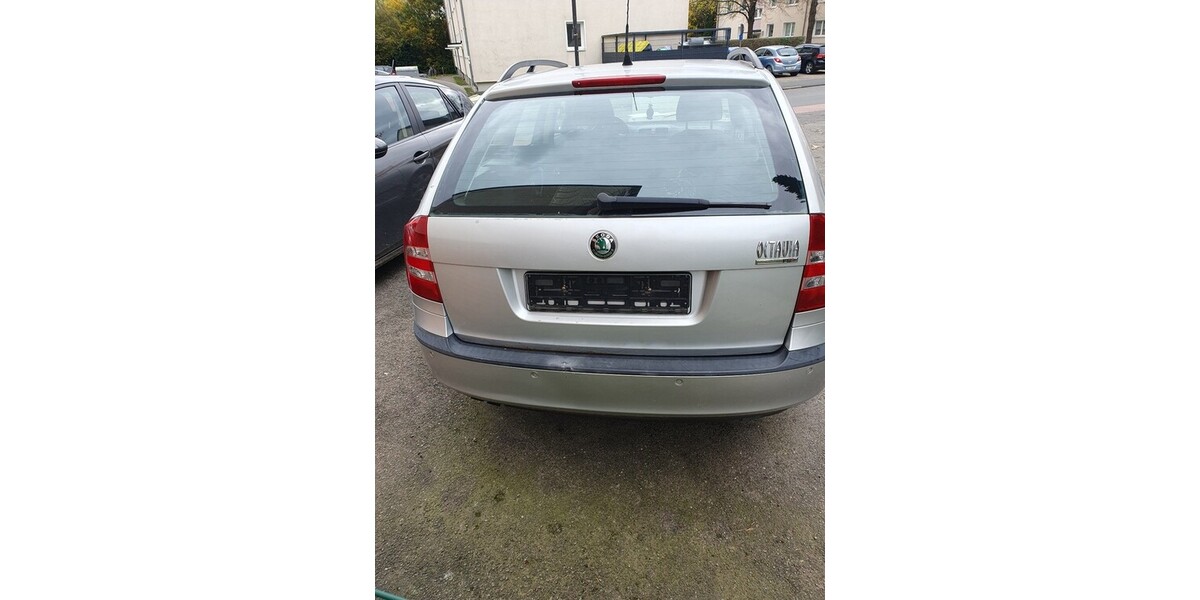 Skoda Oktavia 183.384 km 3.200 &euro; Springe 31832