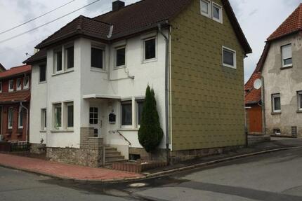 Haus Elze - 5 Zimmer, 144 m&sup2;, 1.000&euro; | Angebot:25307912