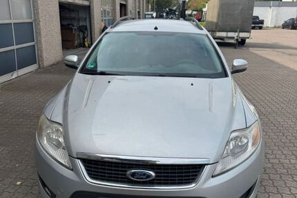 Ford Mondeo 299.300 km 990 € Hannover 30177