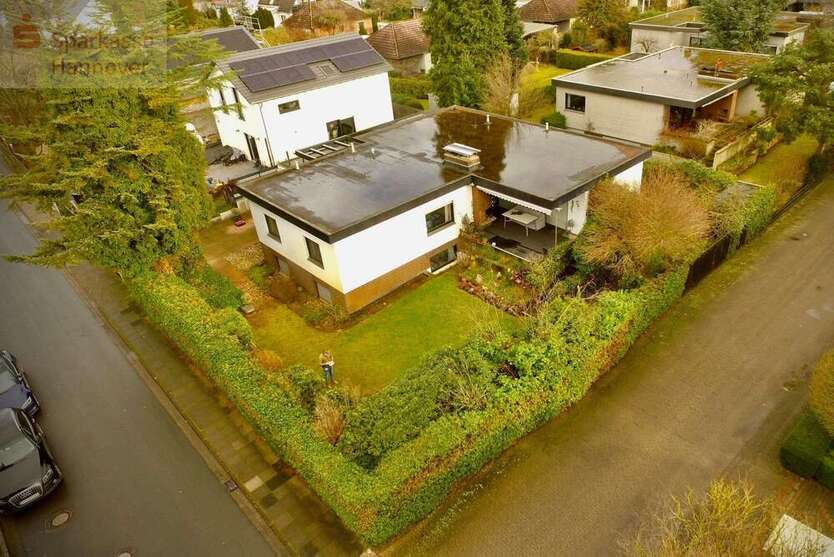 Haus zum Kaufen in Hannover 880.000 € 240 m²