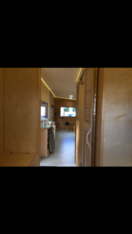 Tiny House 8,40m x 2,40m auf Vlemmix Trailer Winterfest-Mietkauf