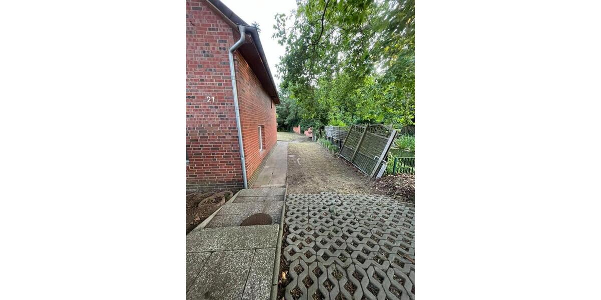 Einfamilienhaus Nordstemmen - 8 Zimmer, 1.000 m&sup2;, 129.000&euro; | Angebot:26475135