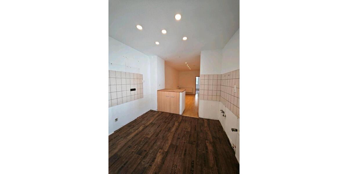Etagenwohnung Hannover Linden-Limmer - 4 Zimmer, 90 m&sup2;, 1.100&euro; | Angebot:26403815