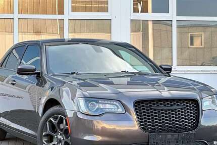 Chrysler 300 SRT 105.300 km 16.900 &euro; Garbsen 30827