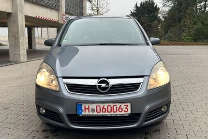 Opel Zafira 146.200 km 3.998 € Hannover 30629