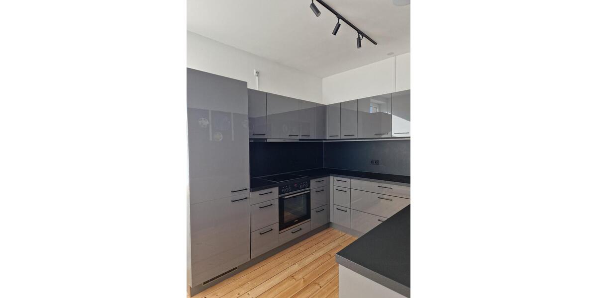 Erdgeschoßwohnung Sehnde - 4 Zimmer, 120 m&sup2;, 1.560&euro; | Angebot:26326373