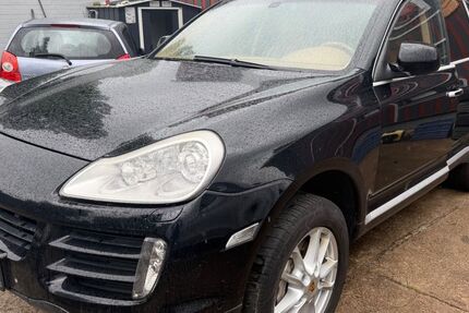 Porsche Cayenne 251.000 km 4.999 &euro; Barsinghausen / Stemmen 30890
