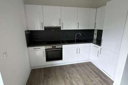 Wohnung zum Mieten in Peine 750 € 68.4 m² 2 zimmer