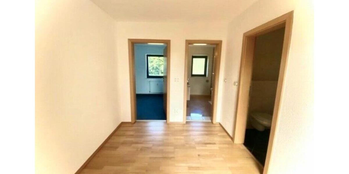 Etagenwohnung Hannover Herrenhausen-Stöcken - 3.5 Zimmer, 100 m&sup2;, 1.000&euro; | Angebot:26634947