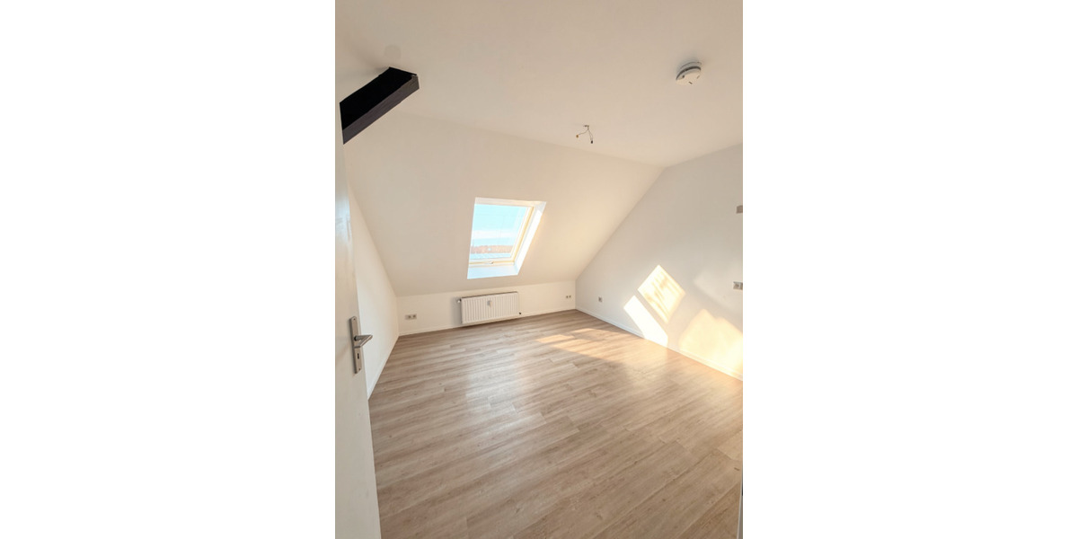 Dachgeschoßwohnung Hannover Vahrenwald-List - 3 Zimmer, 73 m&sup2;, 840&euro; | Angebot:25721761