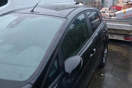 Ford Fiesta 80.000 km 7.500 &euro; Hannover 30165