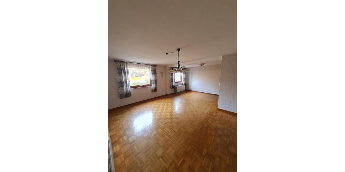 Einfamilienhaus Bad Münder am Deister - 9 Zimmer, 287 m&sup2;, 149.999&euro; | Angebot:26933535