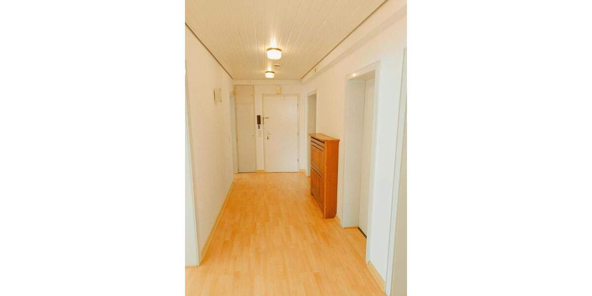 Helle 5 Zimmer Eigentumswohnung mit Balkon in ruhiger Lage der Nordstadt 5 zimmer