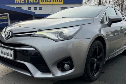 Toyota Avensis 156.200 km 9.500 &euro; Hannover 30179