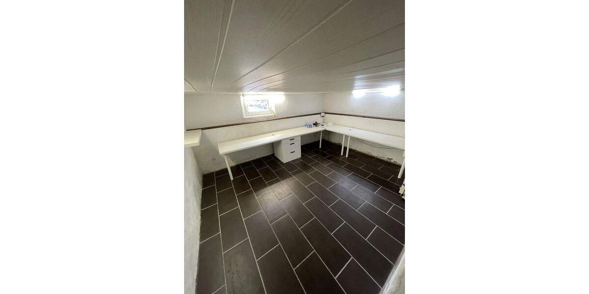 Arnum: DHH mit gr.Garten, Dachterrasse & 2 Garagen - Ideal f. Familie oder Mehrgenerationenwohnen 7 zimmer