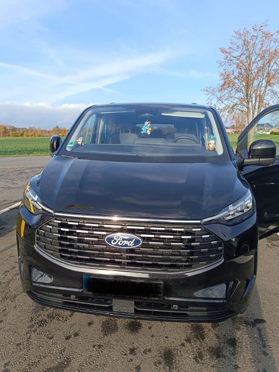 Ford Tourneo Custom 2.750 km 56.500 € Hohenhameln 31249
