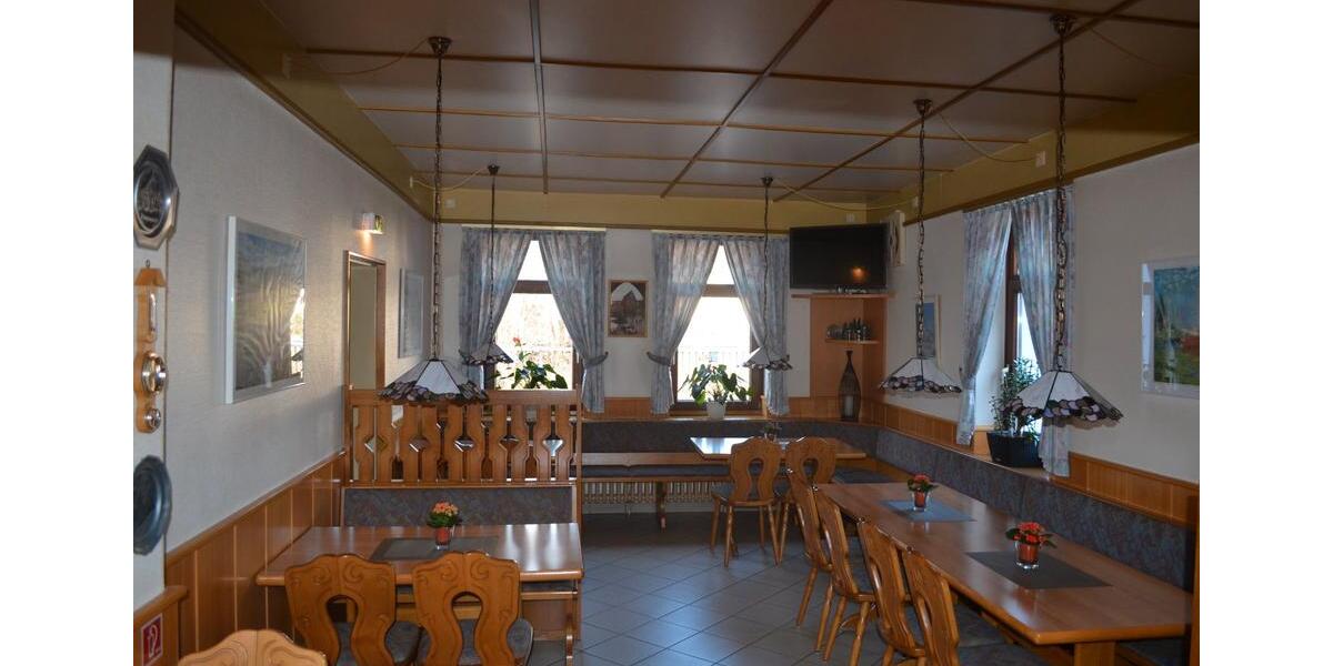 Einfamilienhaus Hildesheim Oststadt/Stadtfeld - 20 Zimmer, 380 m&sup2;, 1.200.000&euro; | Angebot:26531430