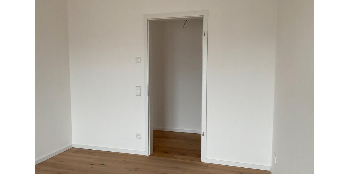 Etagenwohnung Hannover Döhren-Wülfel - 3 Zimmer, 123 m&sup2;, 1.790&euro; | Angebot:26480915