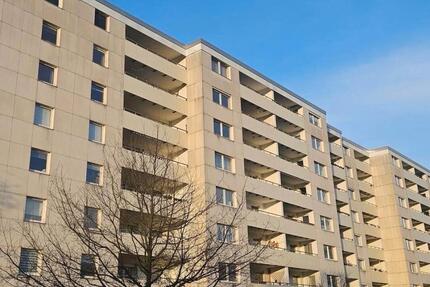 Helle 2-Zimmer-Wohnung mit Loggia 2 zimmer