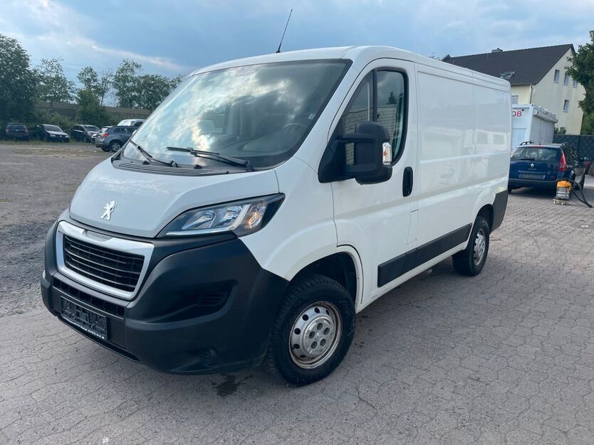 Peugeot Boxer 169.000 km 9.990 € Neustadt am Rübenberge bei Hannover 31535