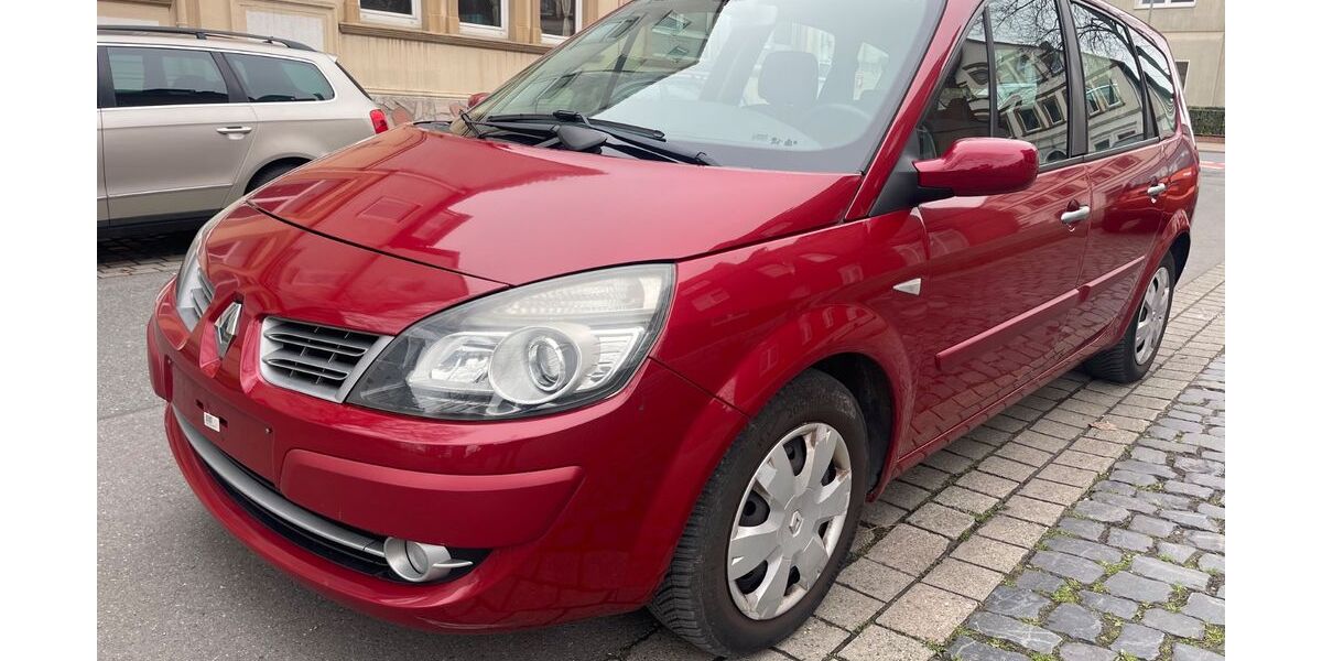 Renault Scenic 128.016 km 4.699 &euro; Hannover 30629