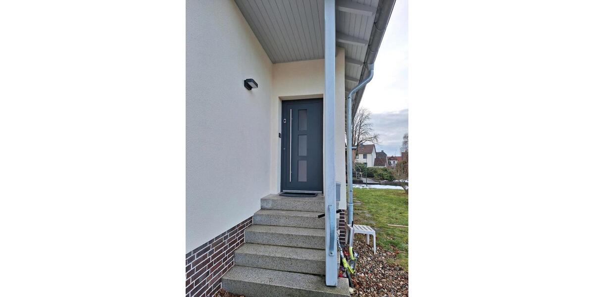 Moderne 4-Zimmer Wohnung mit großem Garten 4 zimmer