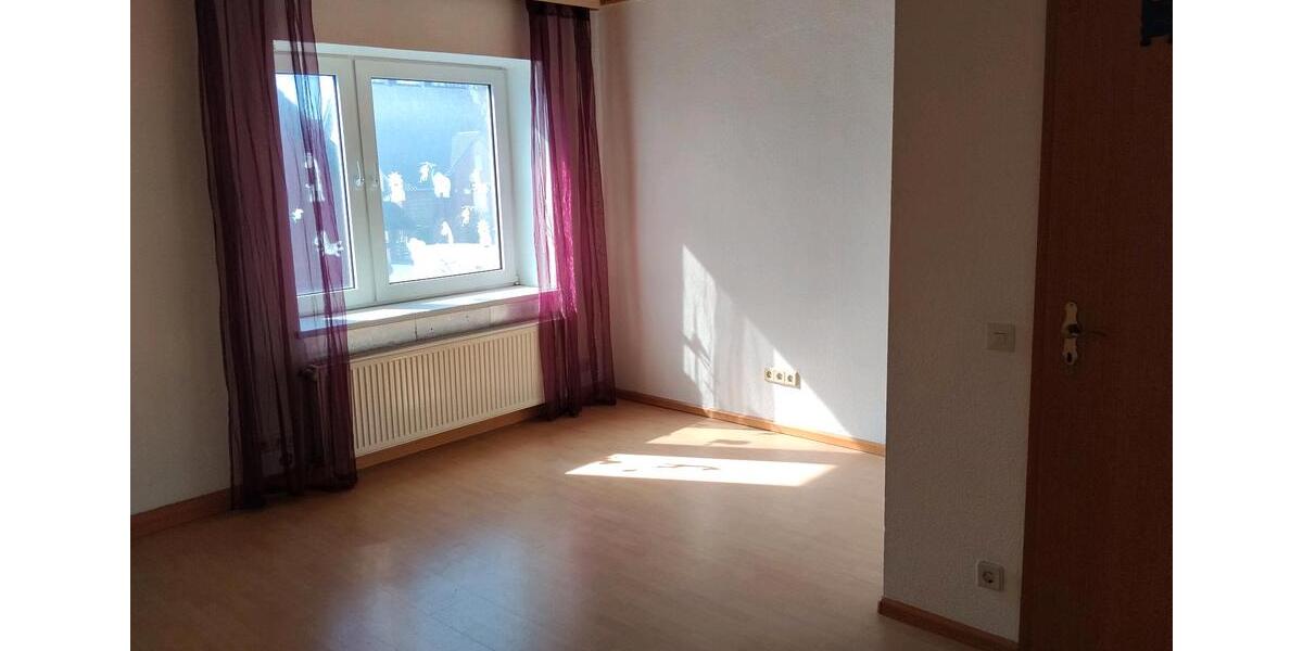 Mehrfamilienhaus, Wohnhaus Garbsen Ortschaft Horst - 9 Zimmer, 300 m&sup2;, 649.000&euro; | Angebot:26162954