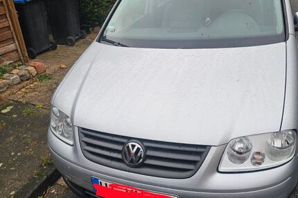 VW Touran 65.000 km 4.700 € Sehnde 31319