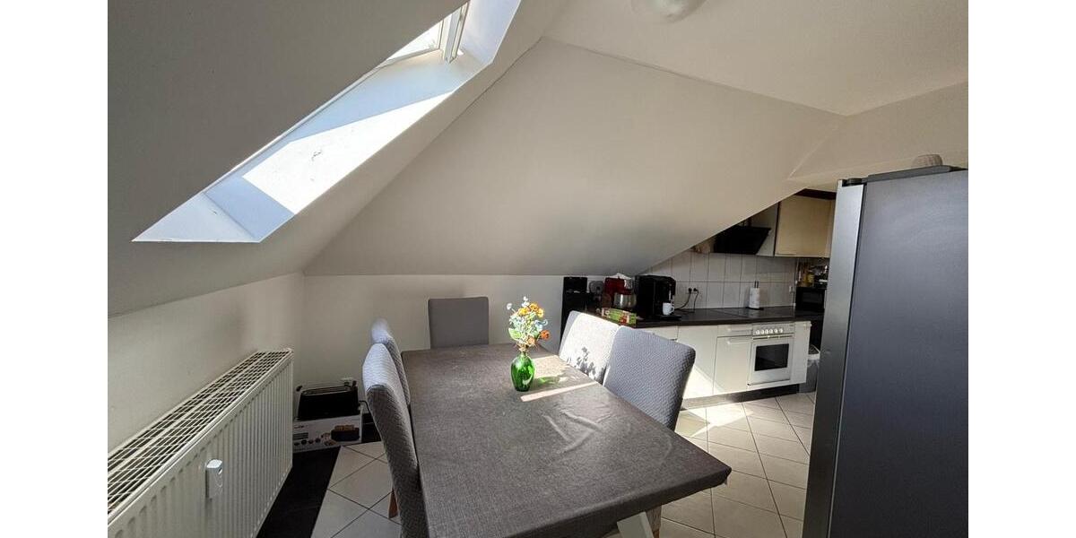 Erdgeschoßwohnung Hannover Vahrenwald-List - 4 Zimmer, 110 m&sup2;, 1.250&euro; | Angebot:26663754