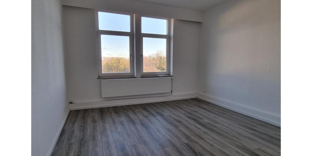 Helle und gepflegte 3-Zimmer-Wohnung mit guter Verkehrsanbindung 3 zimmer