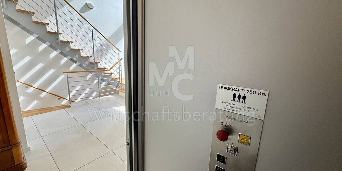 Einfamilienhaus Hannover / Isernhagen-Süd Isernhagen-Süd - 5 Zimmer, 217 m&sup2;, 2.100.000&euro; | Angebot:26798845