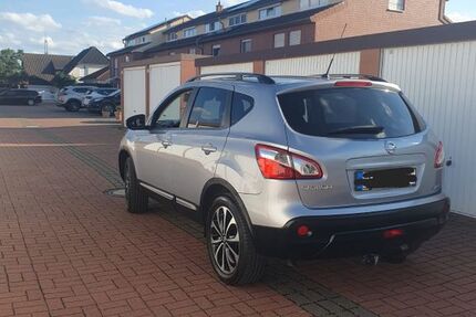 Nissan Qashqai 185.000 km 5.700 &euro; Laatzen 30880