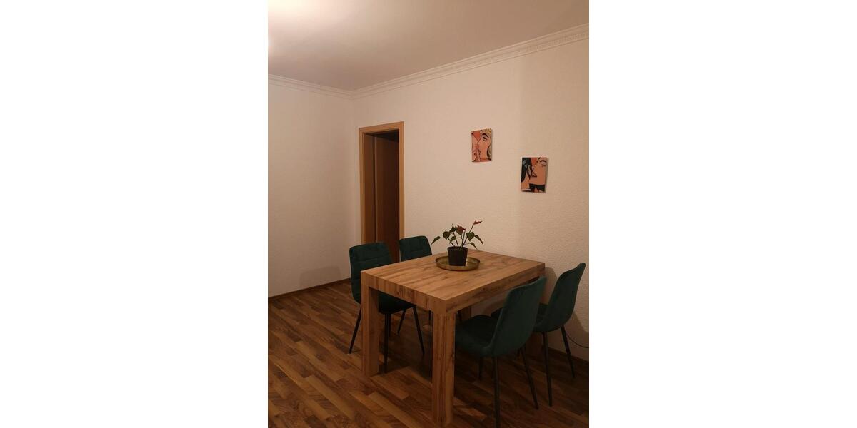 Etagenwohnung Hannover Herrenhausen-Stöcken - 3.5 Zimmer, 100 m&sup2;, 1.000&euro; | Angebot:26634947
