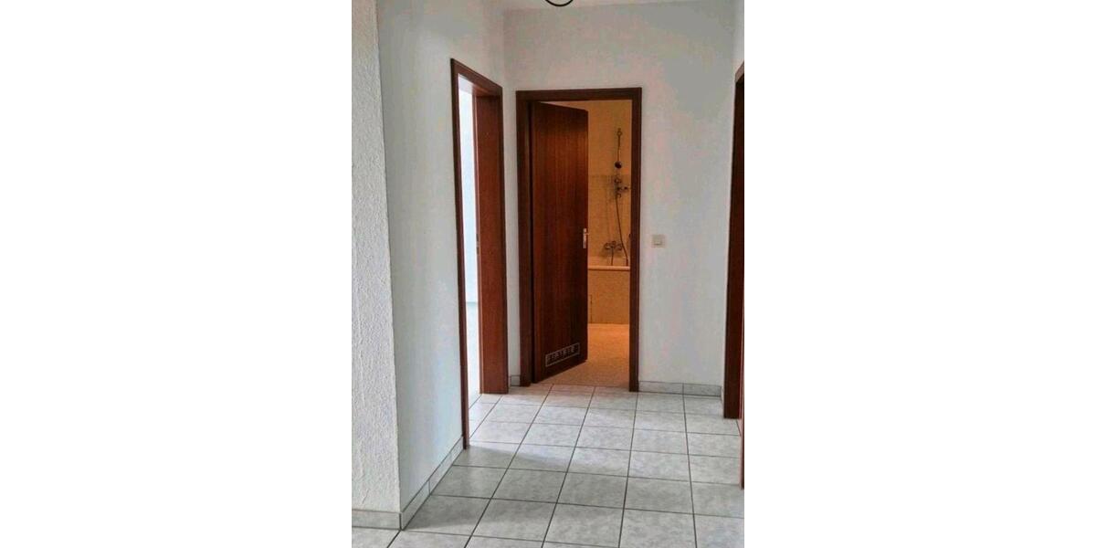 Etagenwohnung Hildesheim Himmelsthür - 2 Zimmer, 67 m&sup2;, 600&euro; | Angebot:25172519