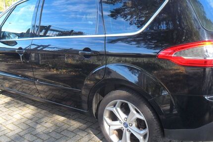 Ford S-Max 246.000 km 4.699 € Uetze OT Dollbergen 31311