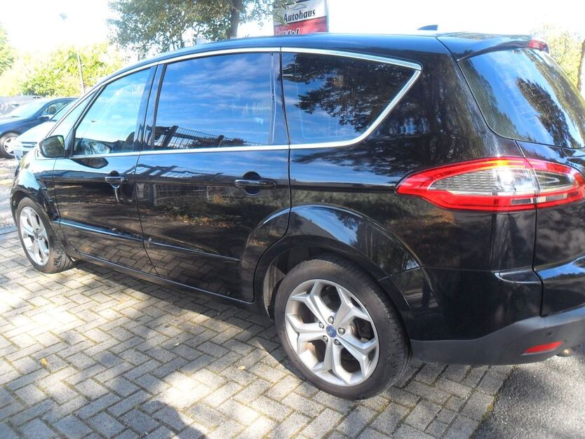 Ford S-Max 246.000 km 4.699 € Uetze OT Dollbergen 31311