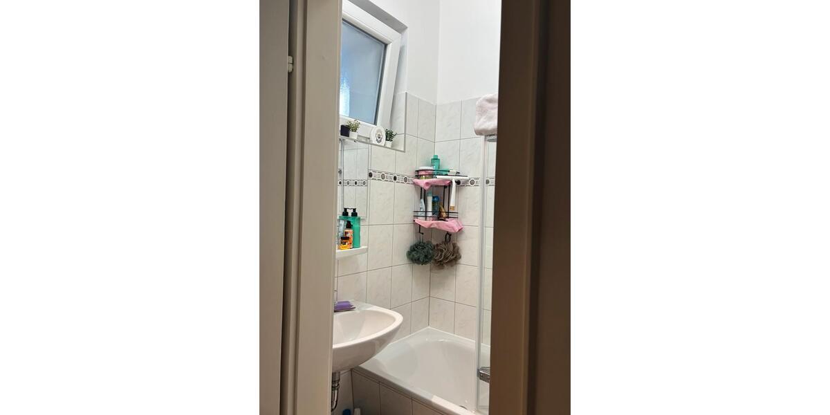 Etagenwohnung Hannover Herrenhausen-Stöcken - 1 Zimmer, 40 m&sup2;, 710&euro; | Angebot:26463799