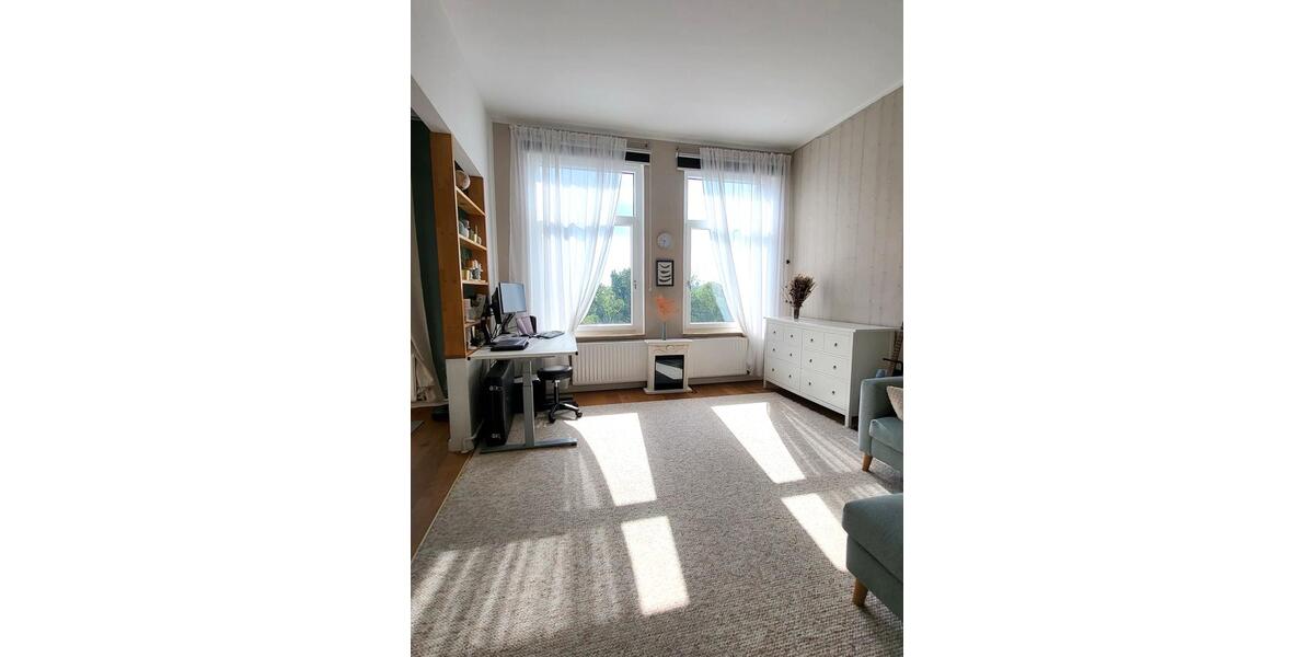 Charmante freie Altbauwohnung in Hannover-Linden -Schwarzer Bär 4 zimmer